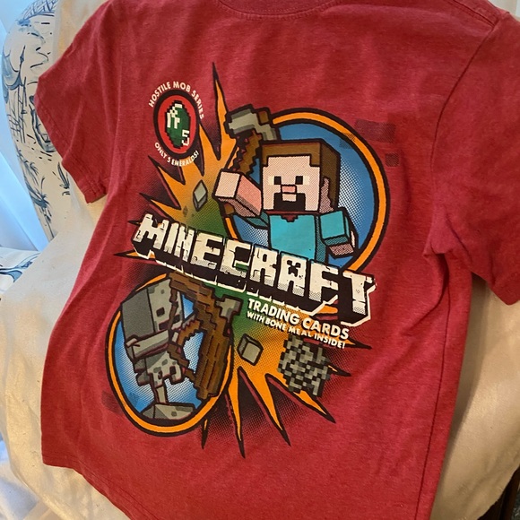 Boy’s tee by Monjang color red size 5 18” long - Picture 3 of 4